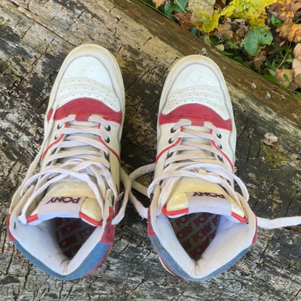PONY Retro High-Tops in Red and White - Picture 4 of 6